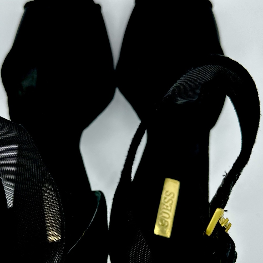 GUESS black sandals 9.5 perfect condition - Picture 7 of 8